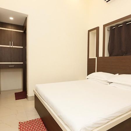 Finestays Shanti Priya Kalkutta Exterior foto